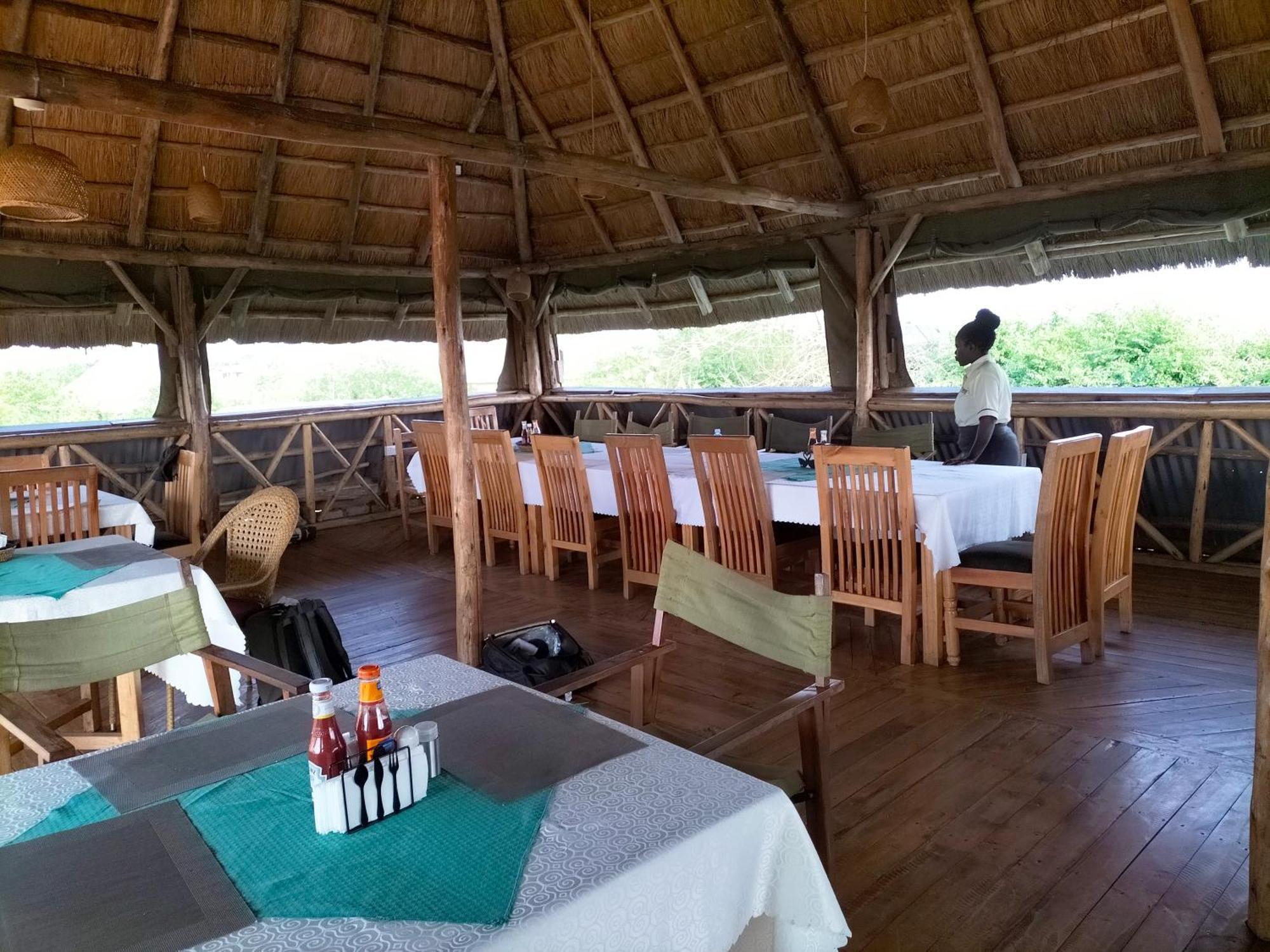 Engiri Game Lodge And Campsite Katunguru Extérieur photo