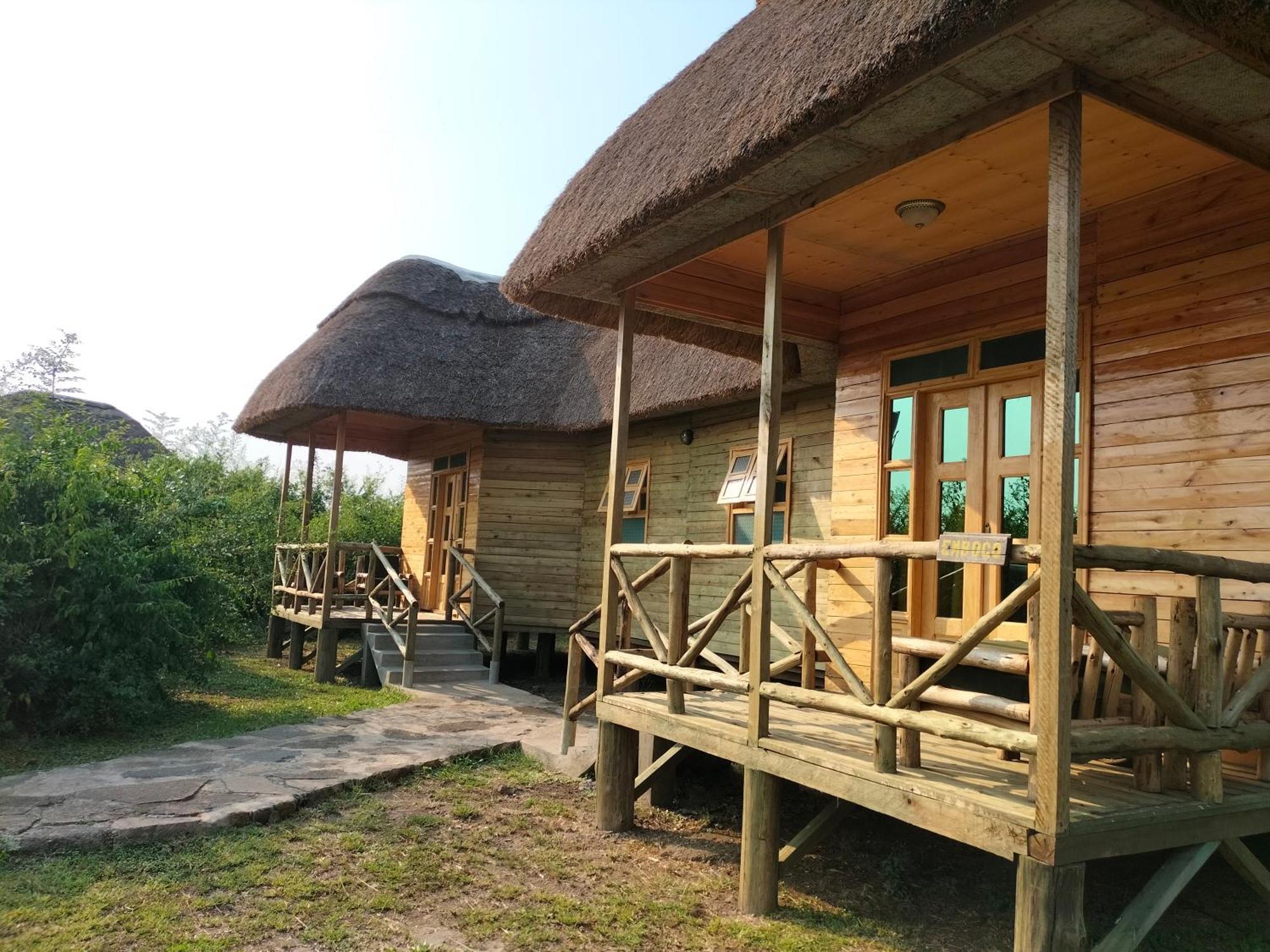 Engiri Game Lodge And Campsite Katunguru Extérieur photo